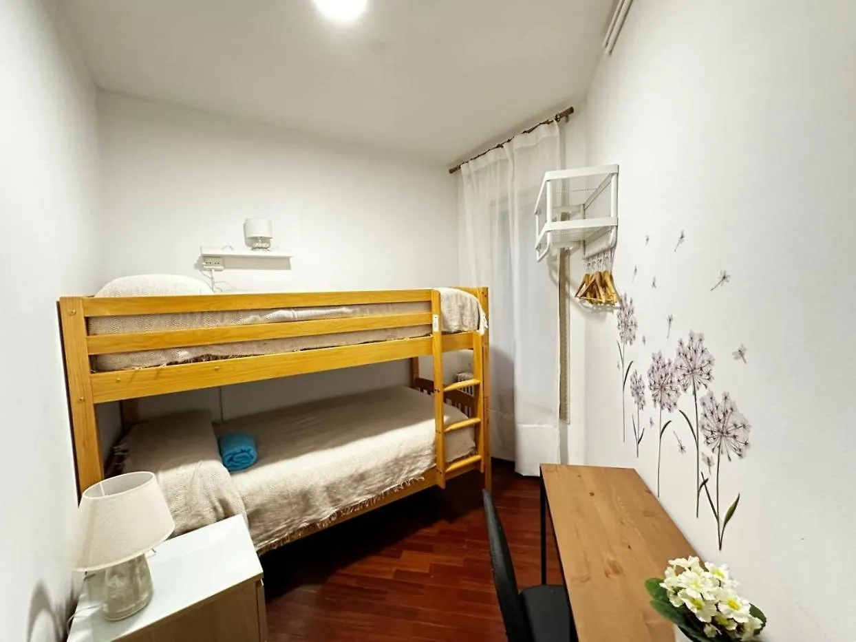 Nuevo Paris Habitaciones Barcelona 0*,  España